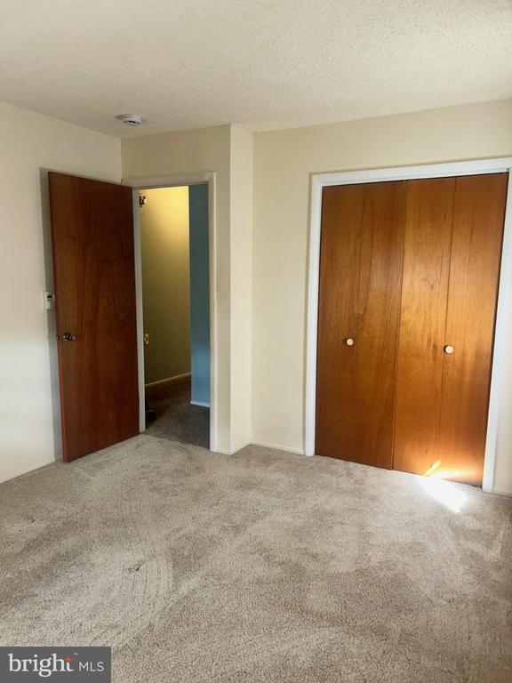 2 ACORN ROAD