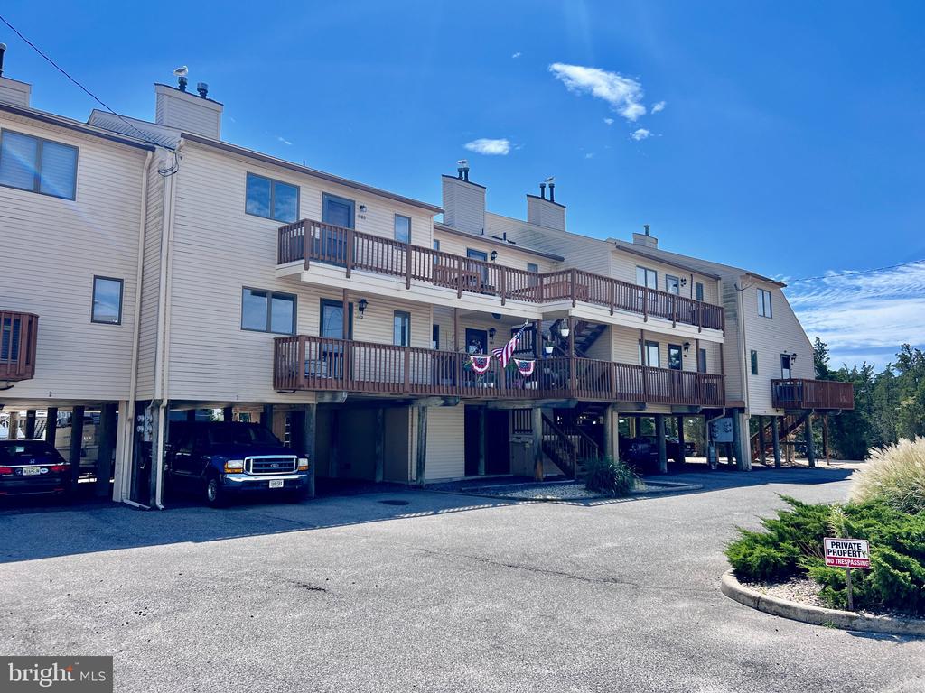 1153 RADIO ROAD