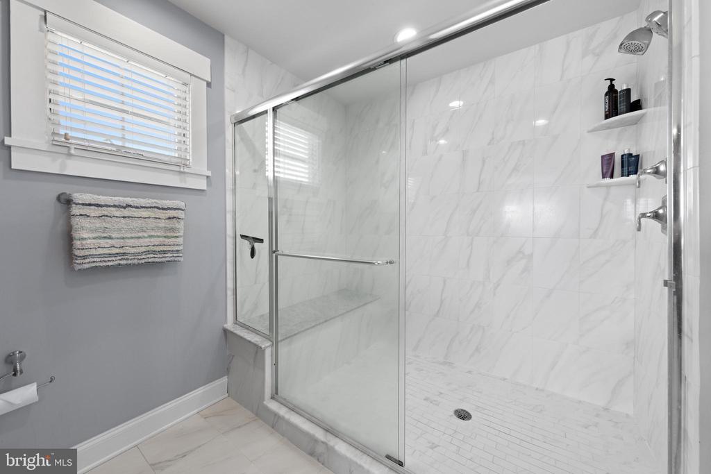 48 11TH STREET N Unit: 48
