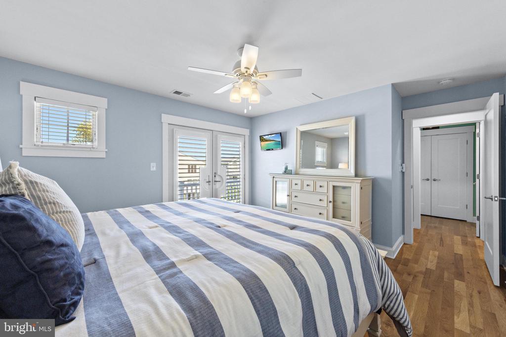 48 11TH STREET N Unit: 48