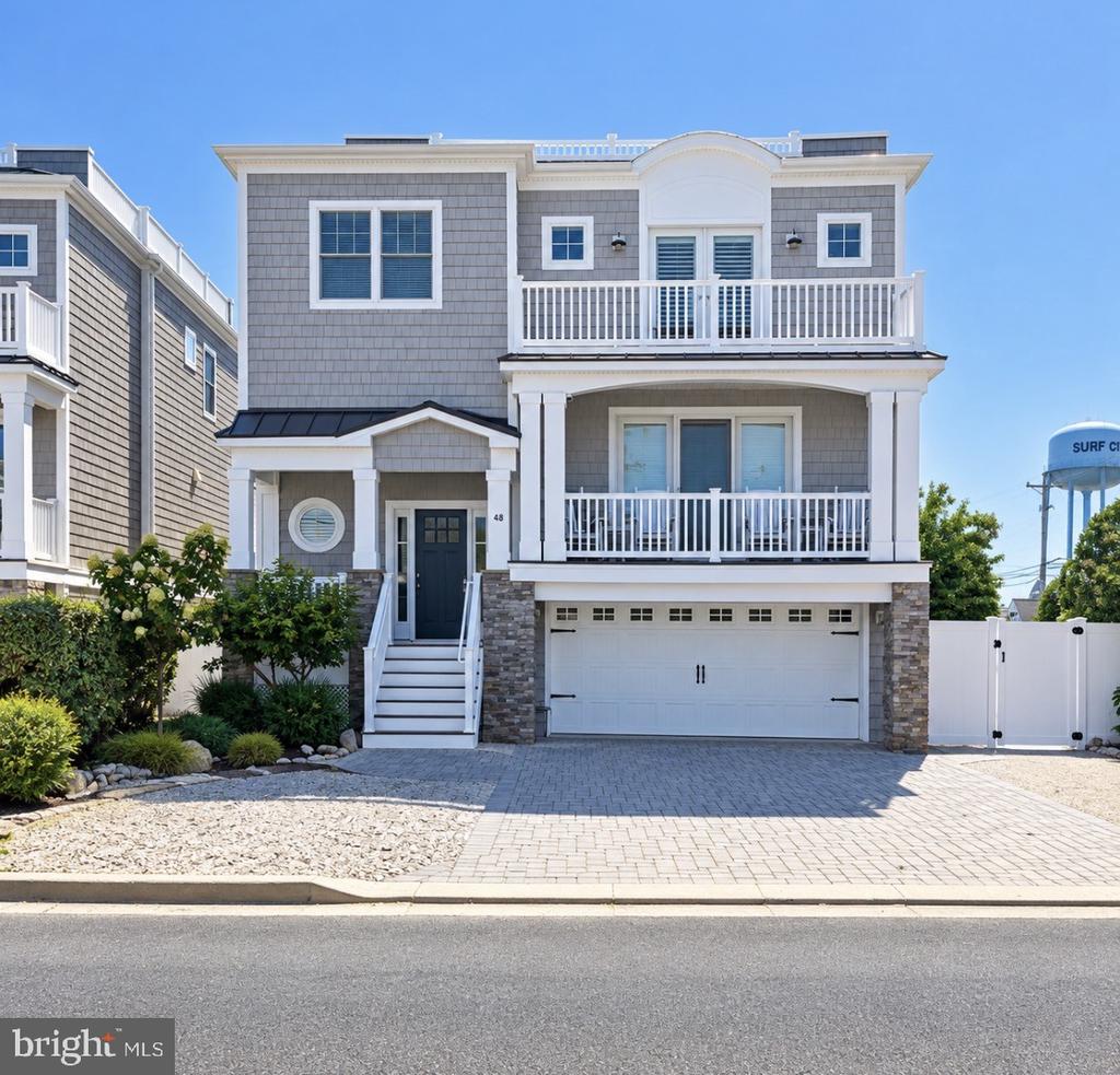 48 11TH STREET N Unit: 48