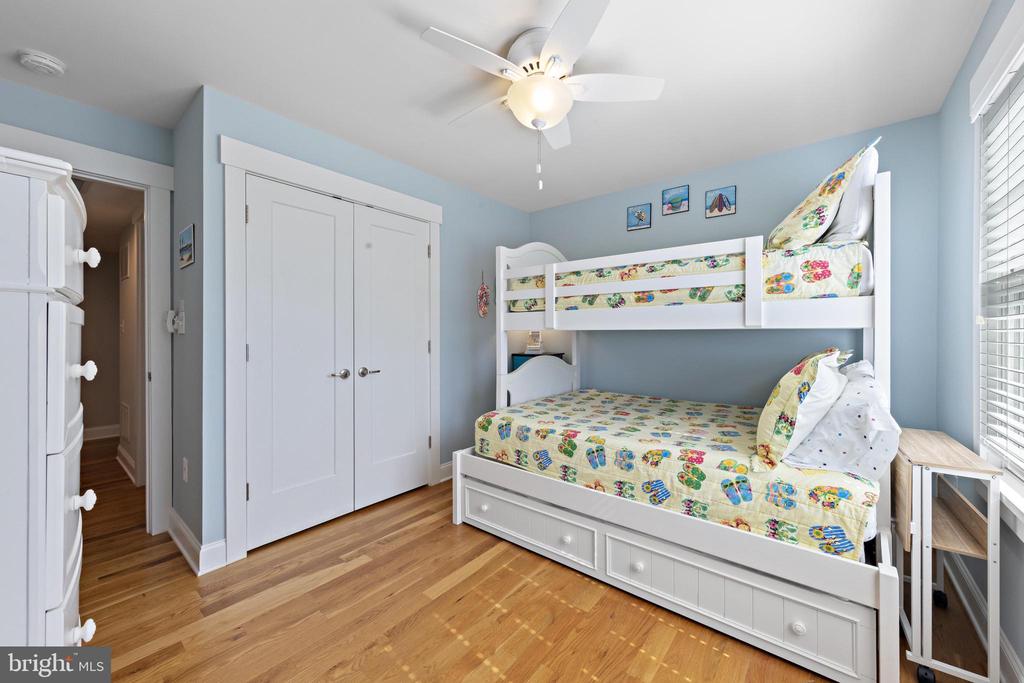 48 11TH STREET N Unit: 48