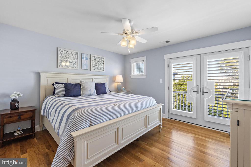 48 11TH STREET N Unit: 48