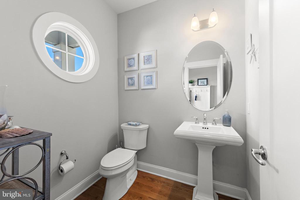 48 11TH STREET N Unit: 48