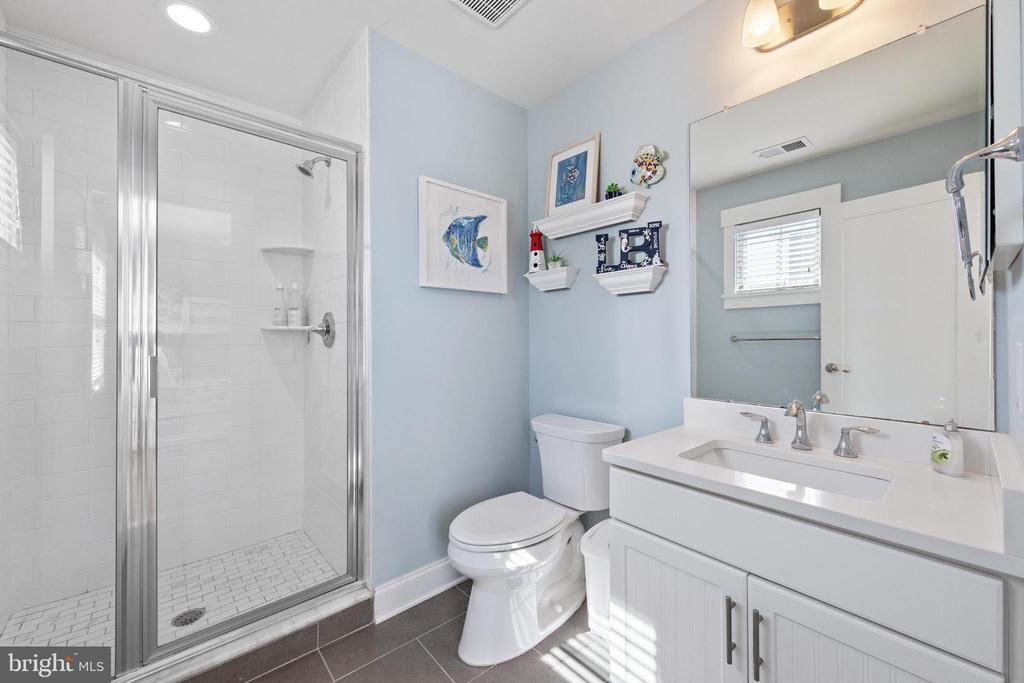 48 11TH STREET N Unit: 48