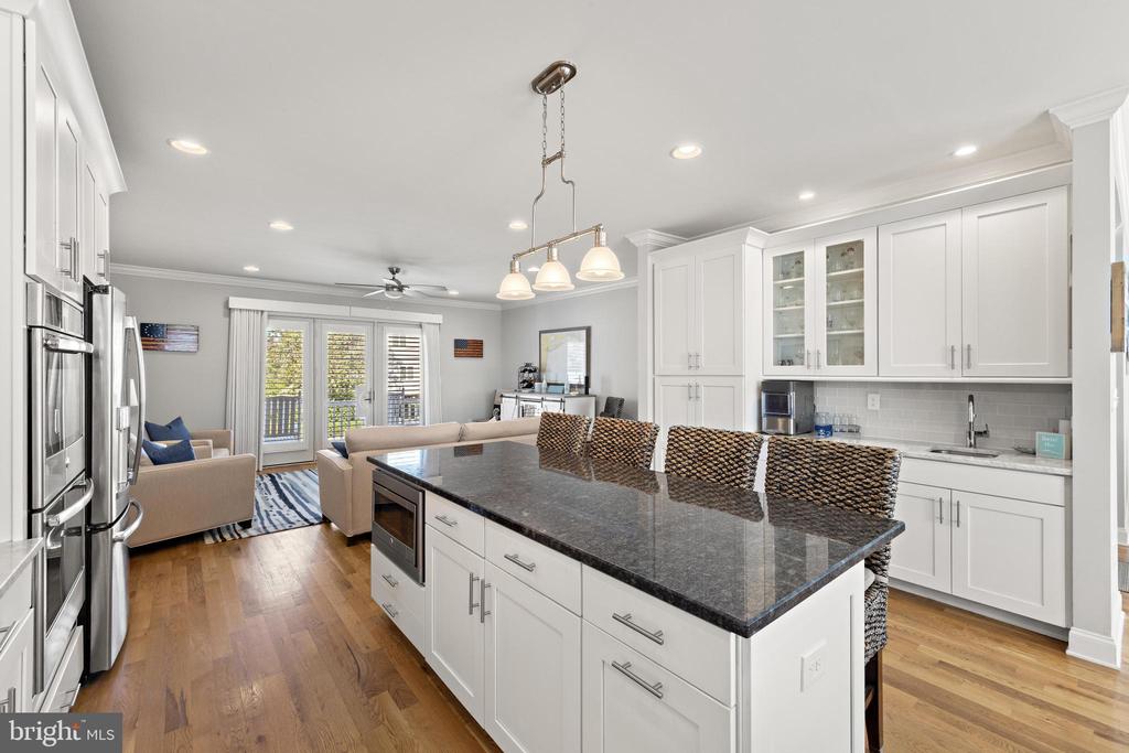 48 11TH STREET N Unit: 48