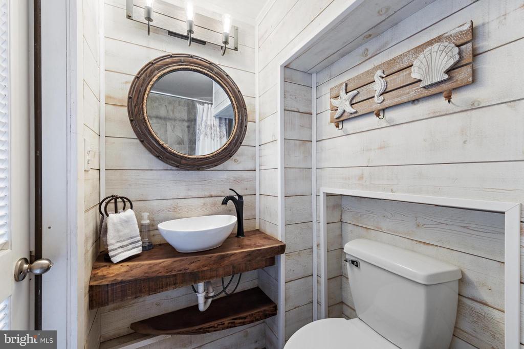 48 11TH STREET N Unit: 48
