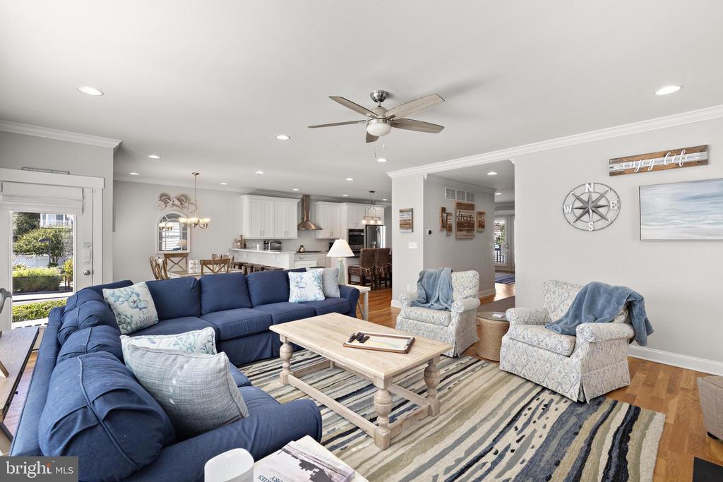 48 11TH STREET N Unit: 48
