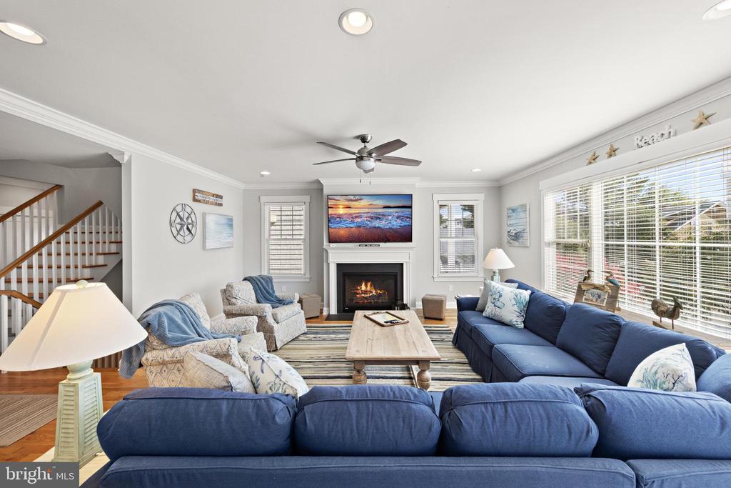 48 11TH STREET N Unit: 48