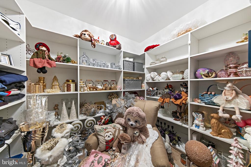 27 GIMBALL ROAD