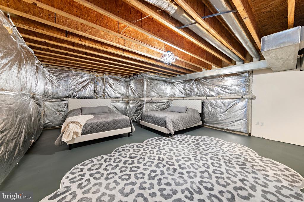 27 GIMBALL ROAD
