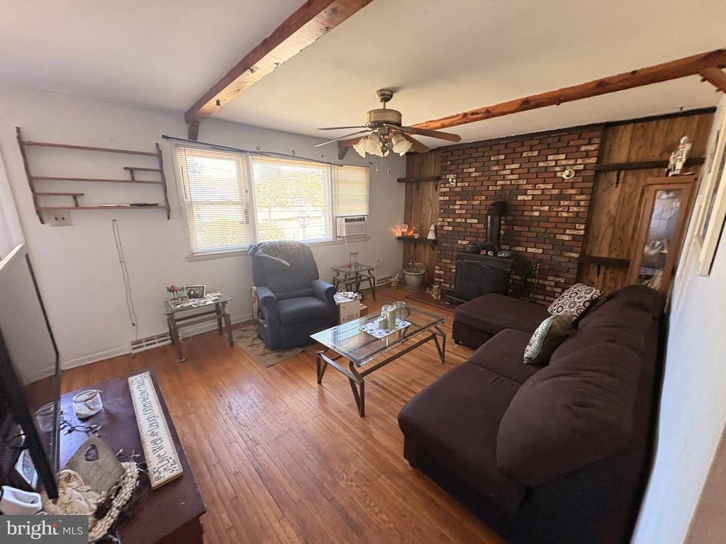 79 RAILROAD AVENUE