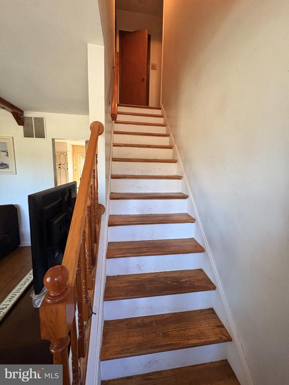 79 RAILROAD AVENUE