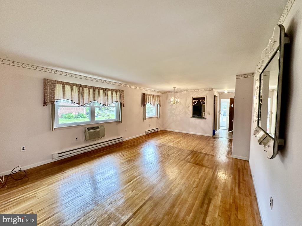 133 AZALEA DRIVE Unit: B