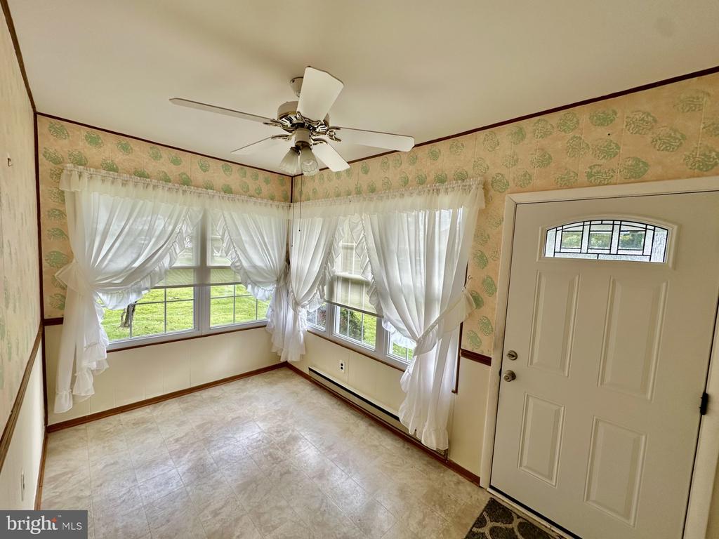 133 AZALEA DRIVE Unit: B