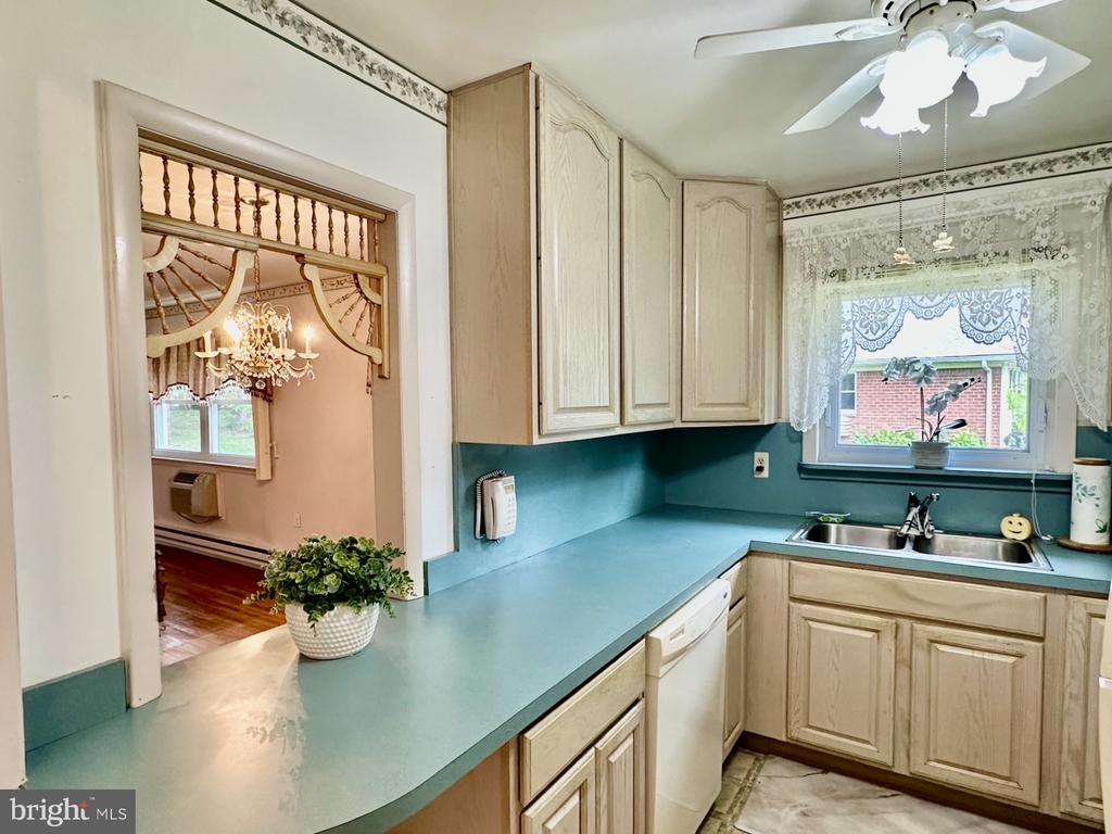 133 AZALEA DRIVE Unit: B