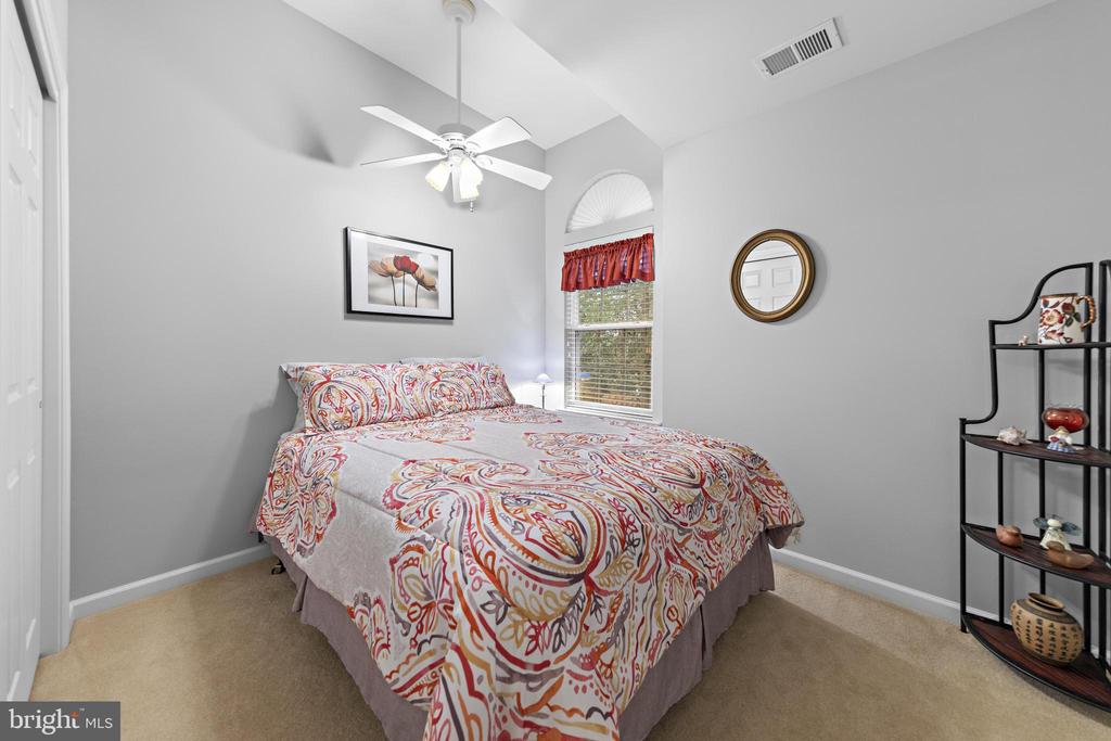 32 WINDWARD DRIVE
