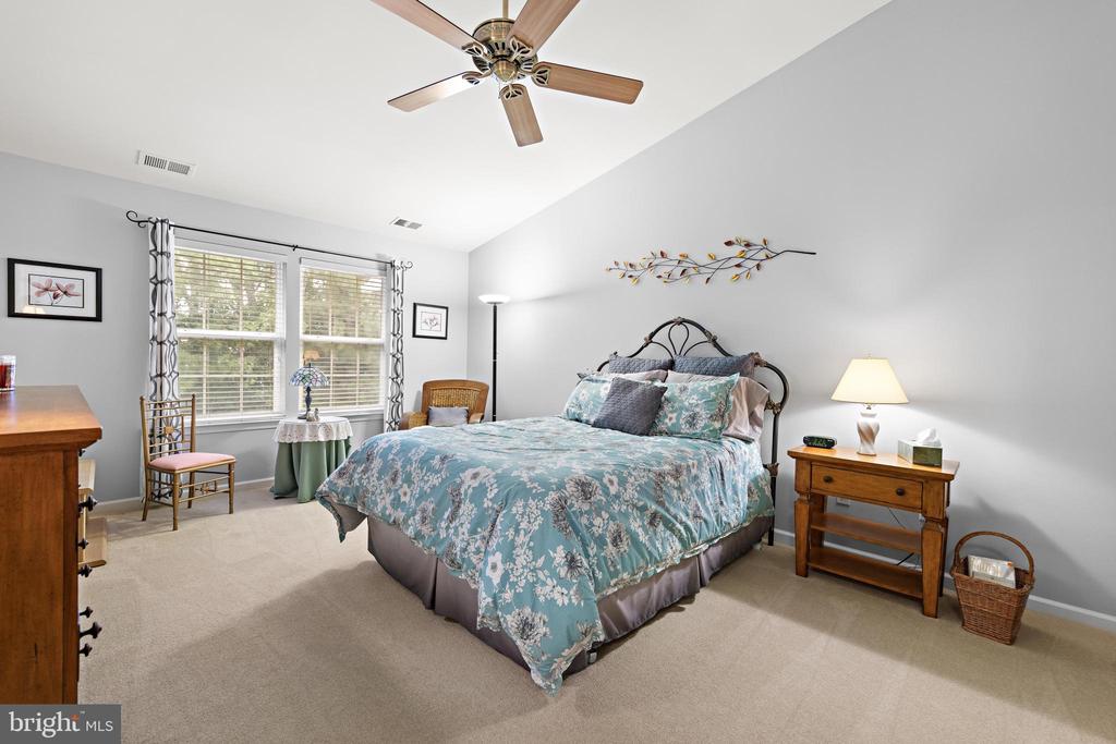 32 WINDWARD DRIVE