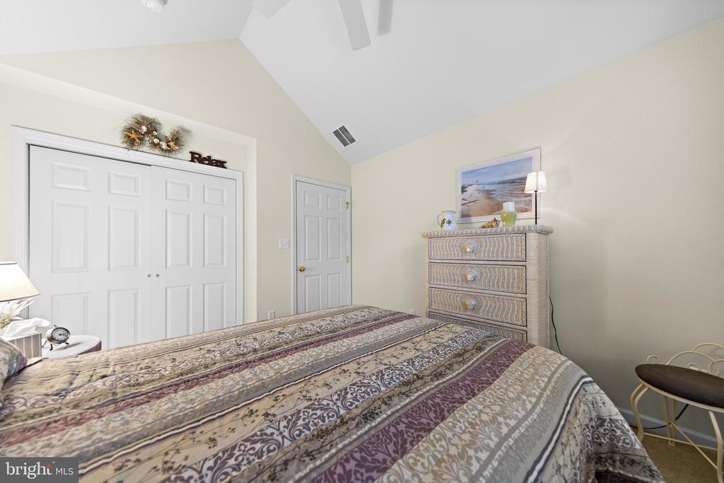 32 WINDWARD DRIVE