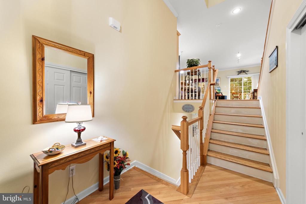32 WINDWARD DRIVE