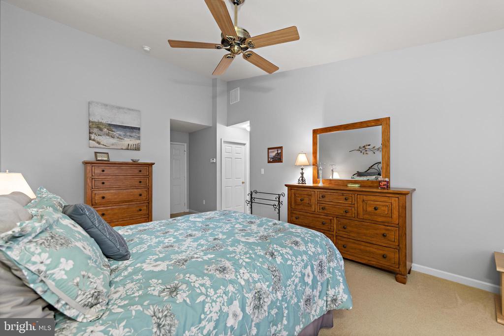 32 WINDWARD DRIVE