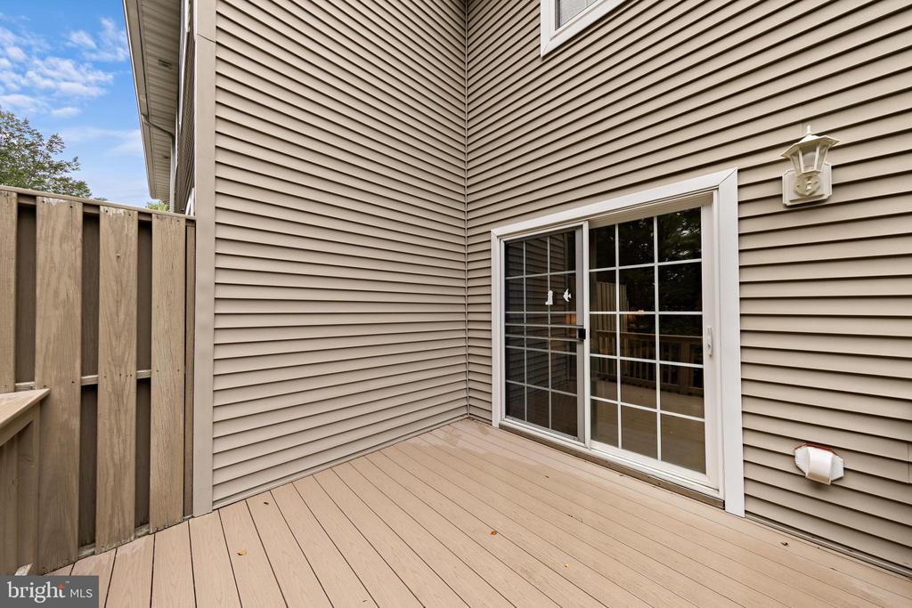 32 WINDWARD DRIVE