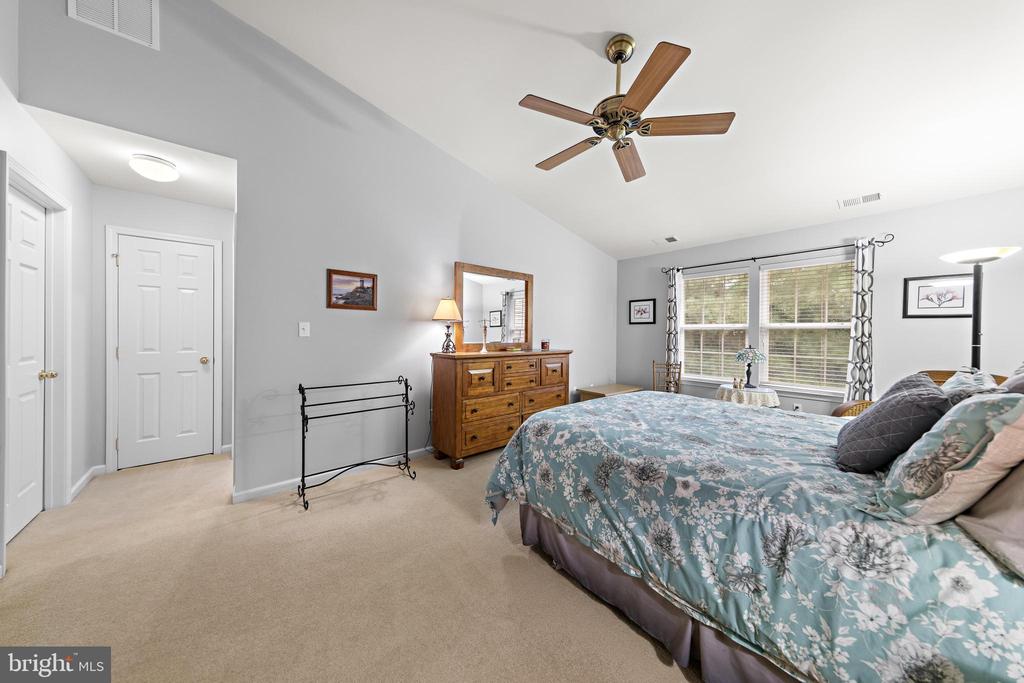 32 WINDWARD DRIVE