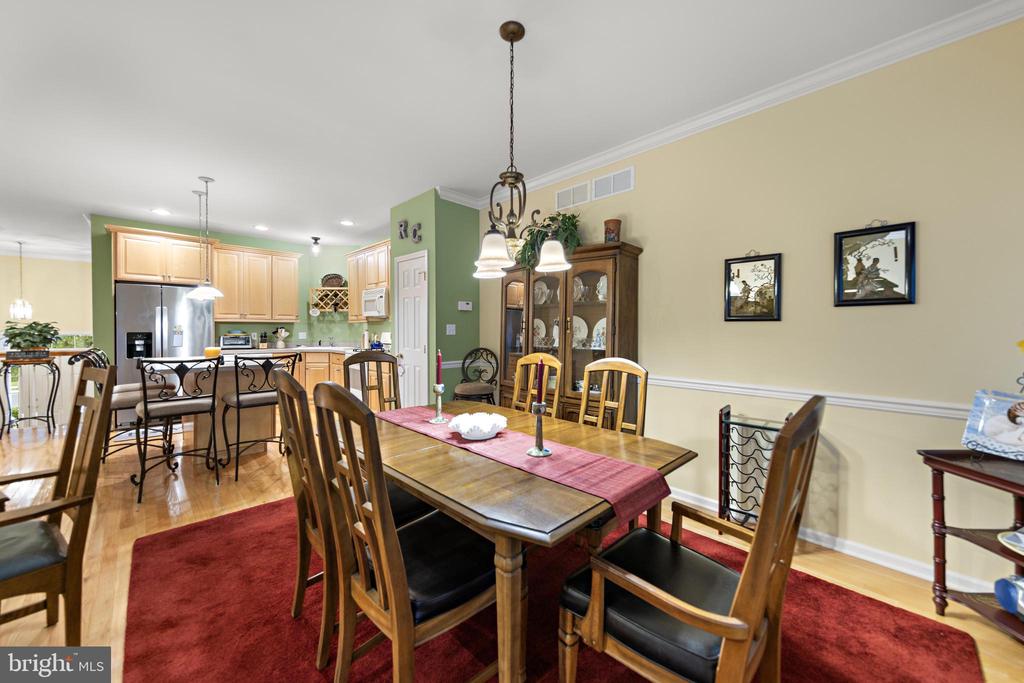 32 WINDWARD DRIVE