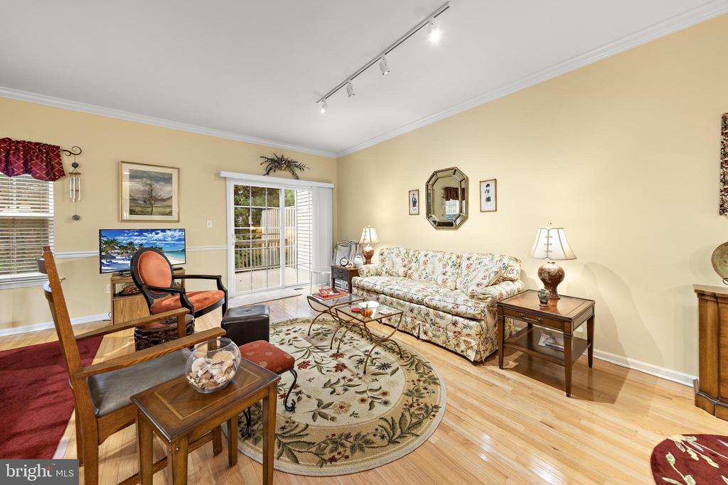 32 WINDWARD DRIVE