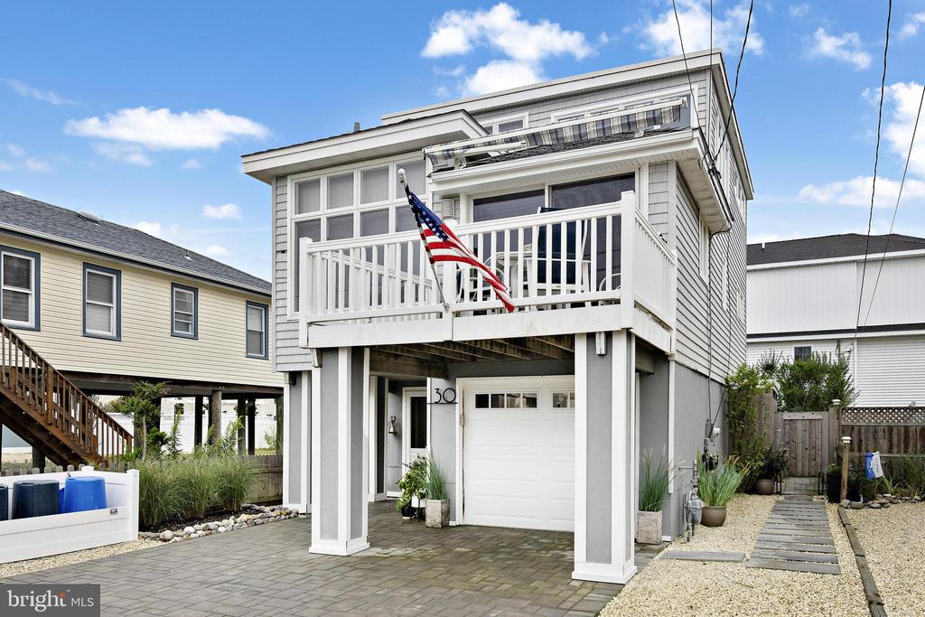 30 W WINIFRED AVENUE