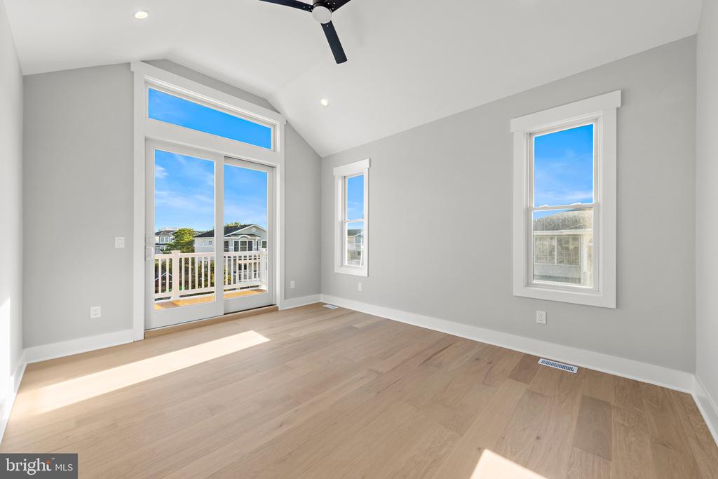 2 E 47TH STREET