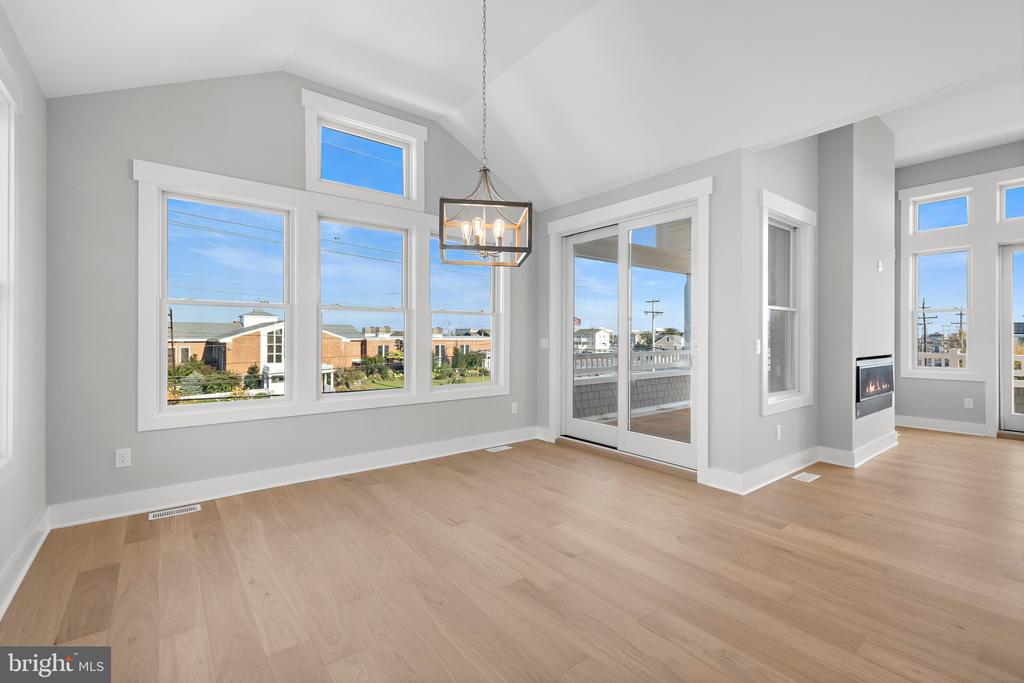 2 E 47TH STREET