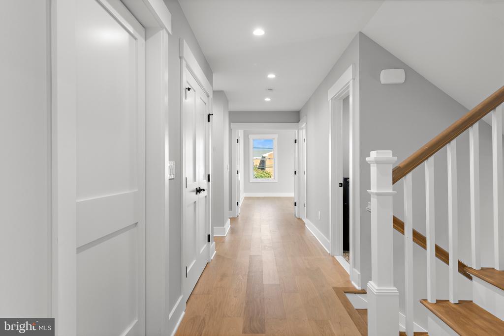 2 E 47TH STREET