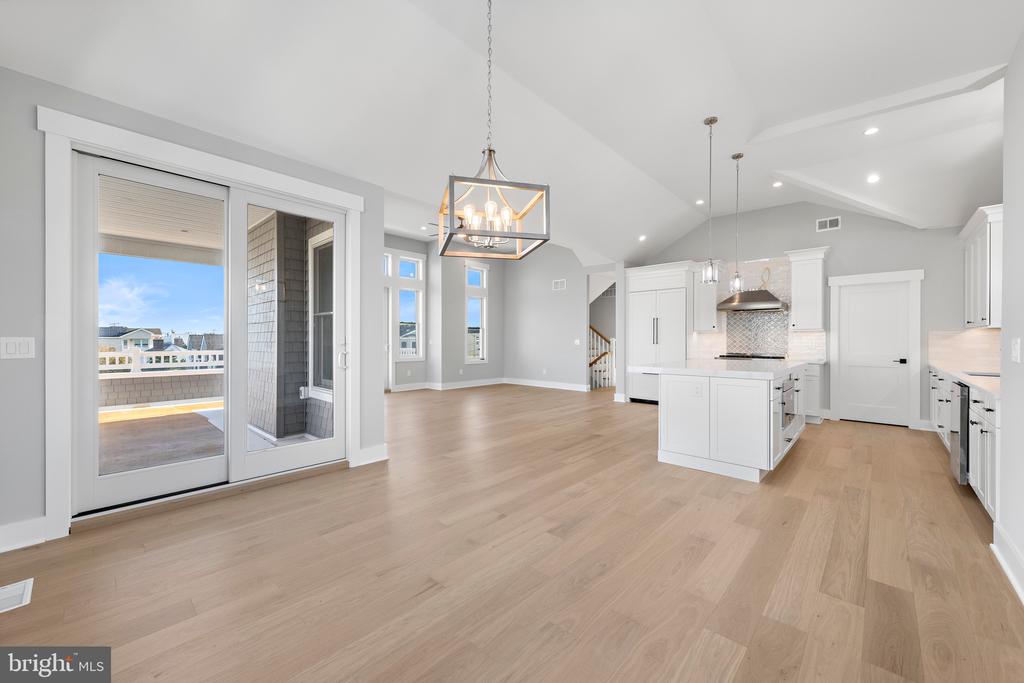 2 E 47TH STREET