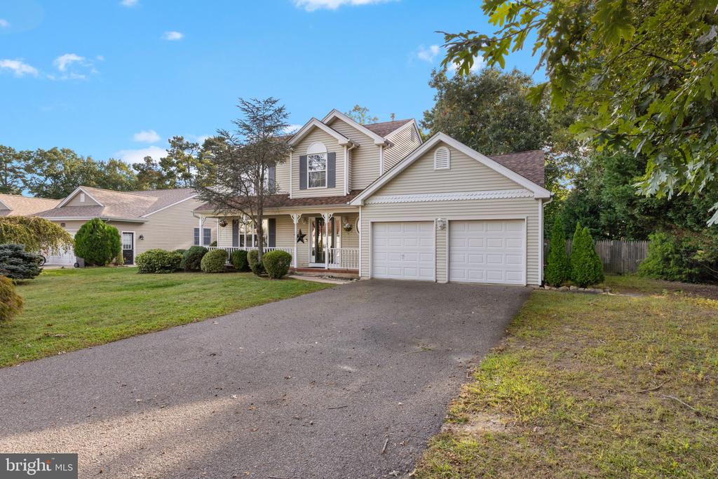 261 WAVE ROAD