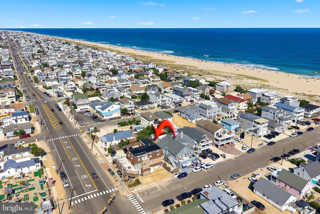 418 LONG BEACH BLVD.