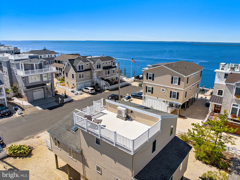 41 W SAND DUNE LANE