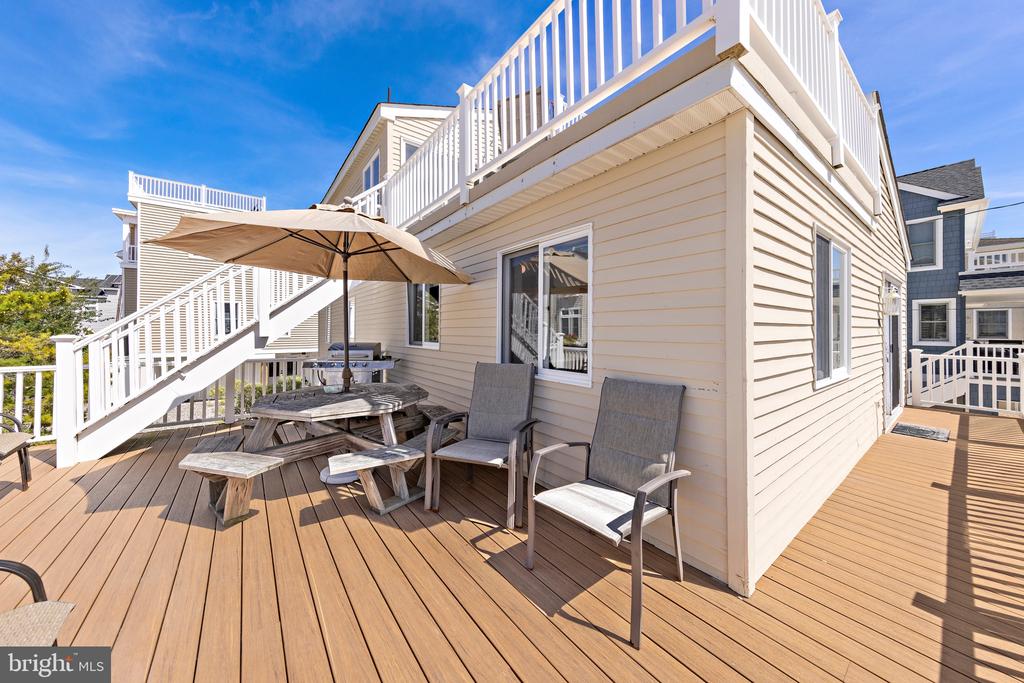41 W SAND DUNE LANE