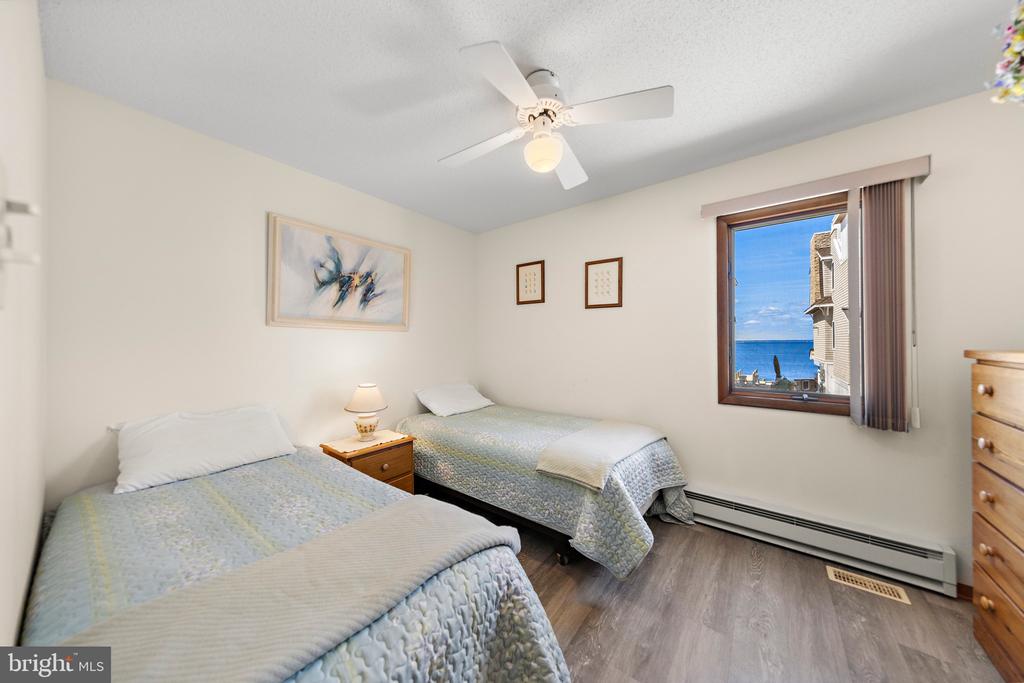 41 W SAND DUNE LANE
