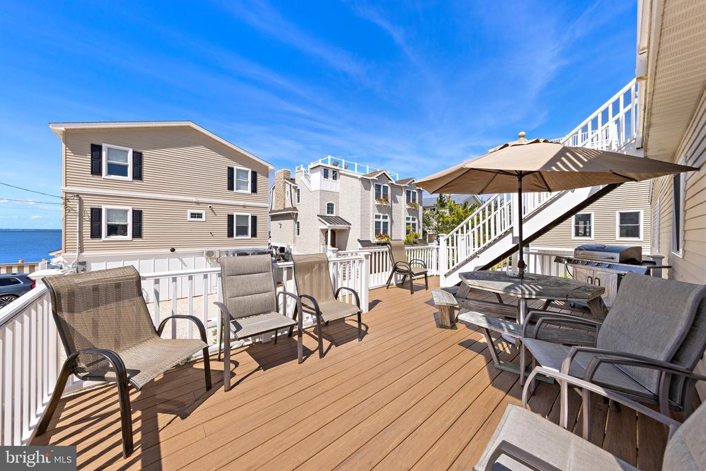 41 W SAND DUNE LANE