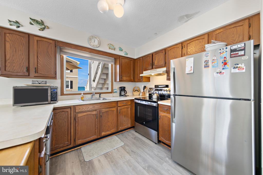41 W SAND DUNE LANE
