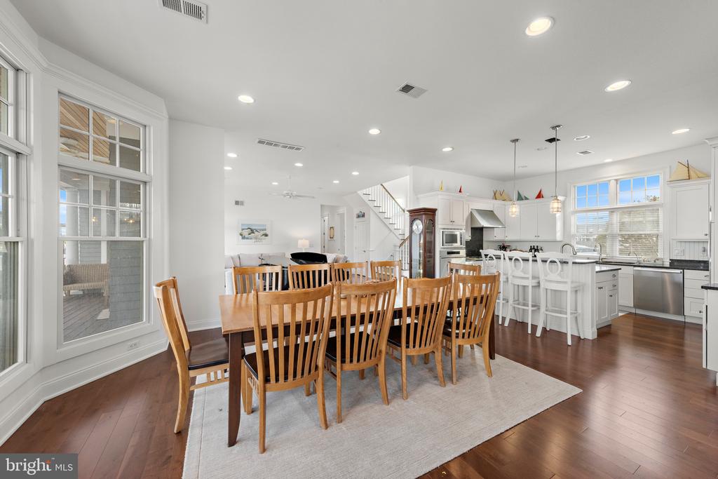 171 MARINA BOULEVARD