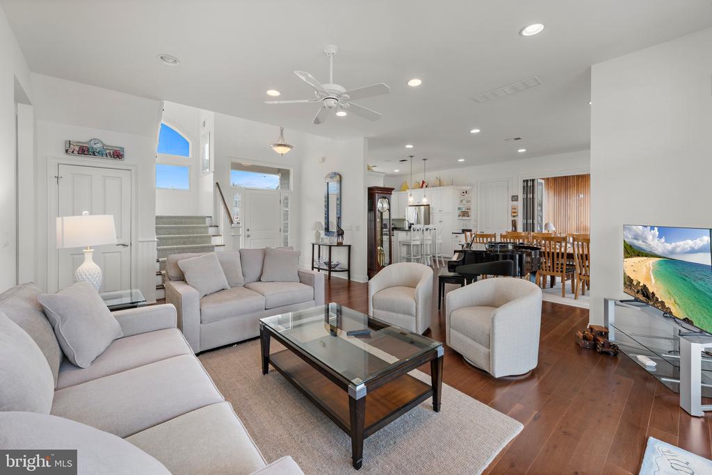 171 MARINA BOULEVARD