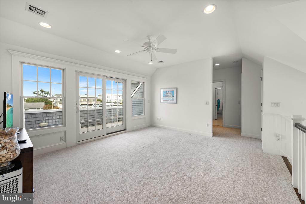 171 MARINA BOULEVARD