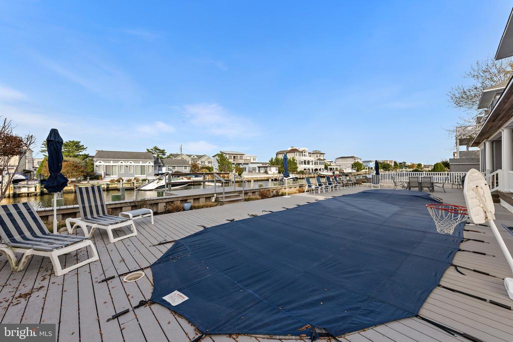 171 MARINA BOULEVARD
