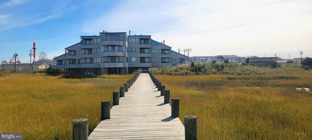 600 DELAWARE AVENUE Unit: 11