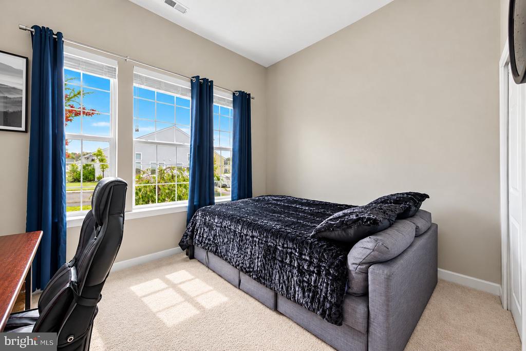 62 BELMONT ROAD