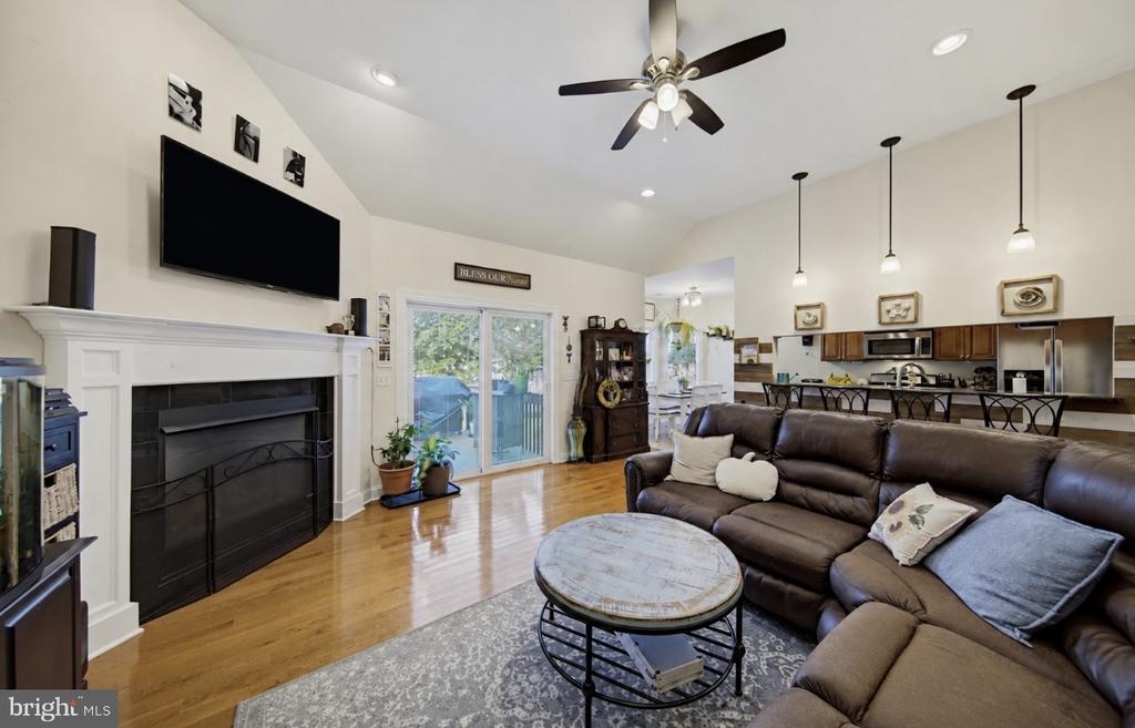 714 CONIFER DRIVE