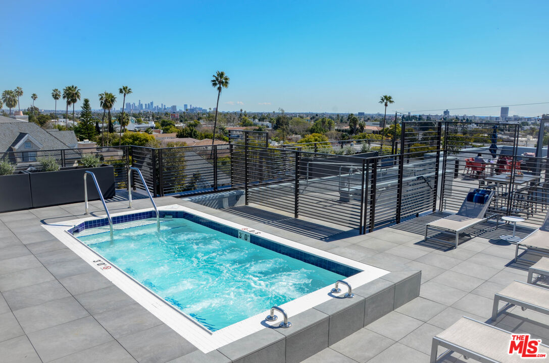 8017 W NORTON AVE Unit: 405