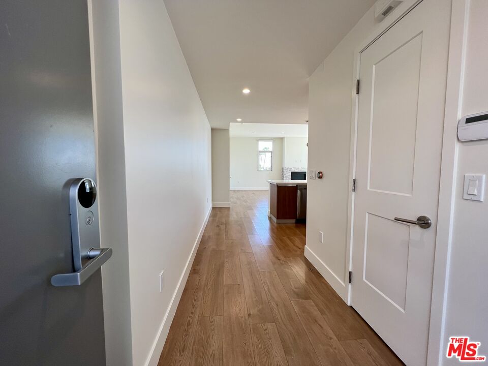 8017 W NORTON AVE Unit: 405